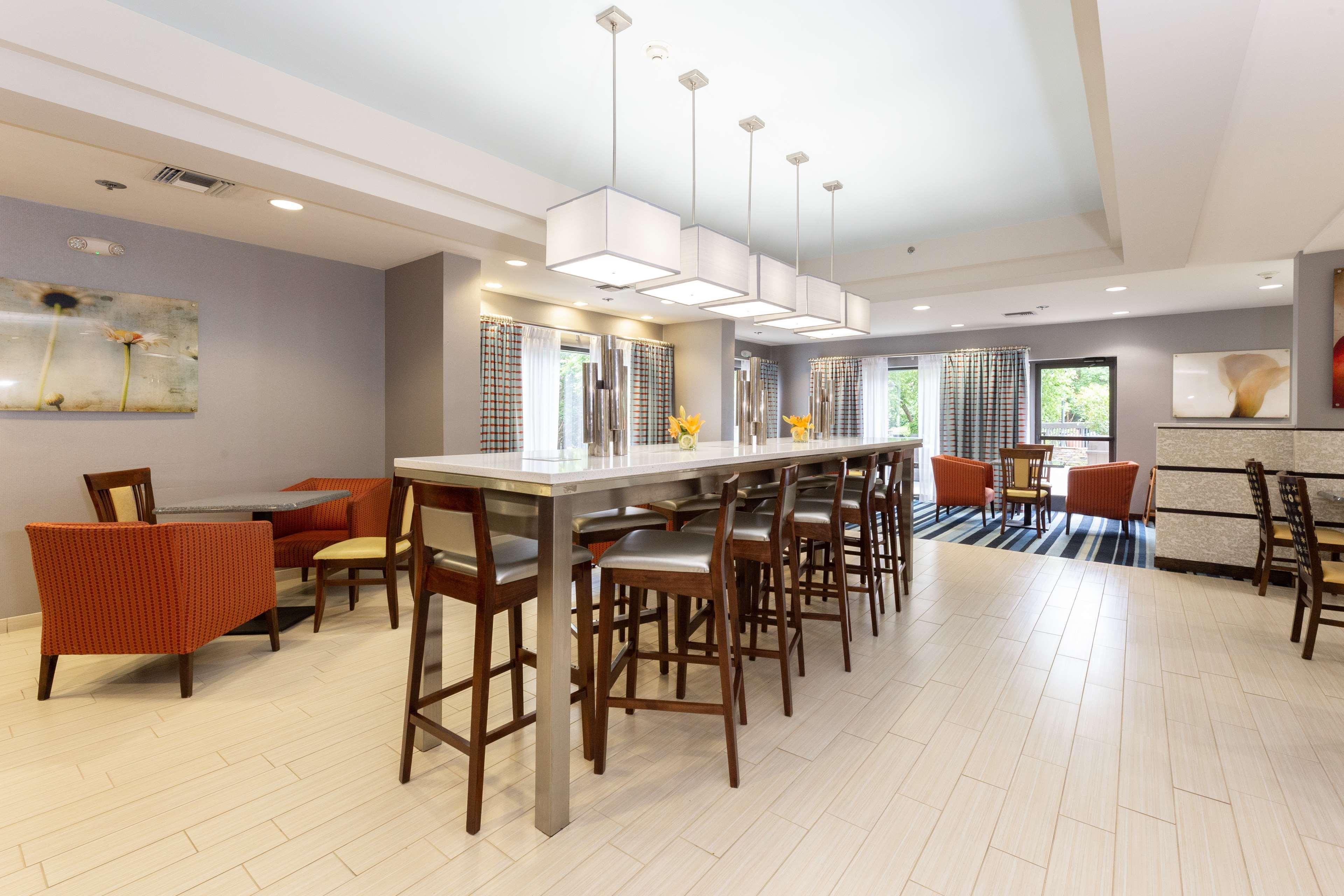 Hampton Inn Columbia I-26/Harbison Blvd Exteriör bild