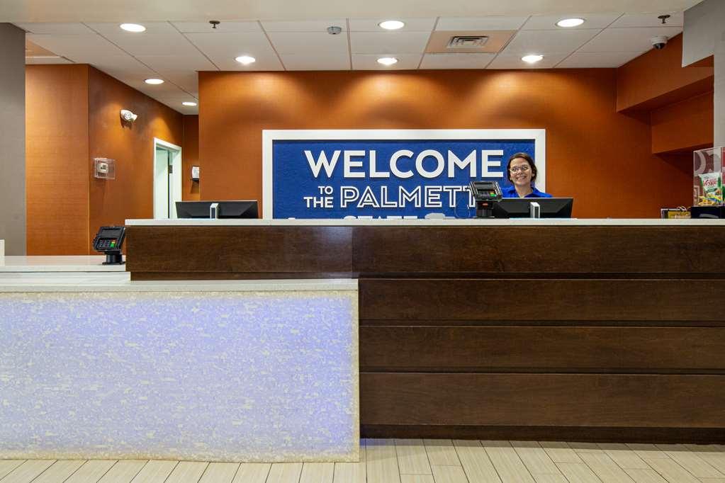 Hampton Inn Columbia I-26/Harbison Blvd Exteriör bild
