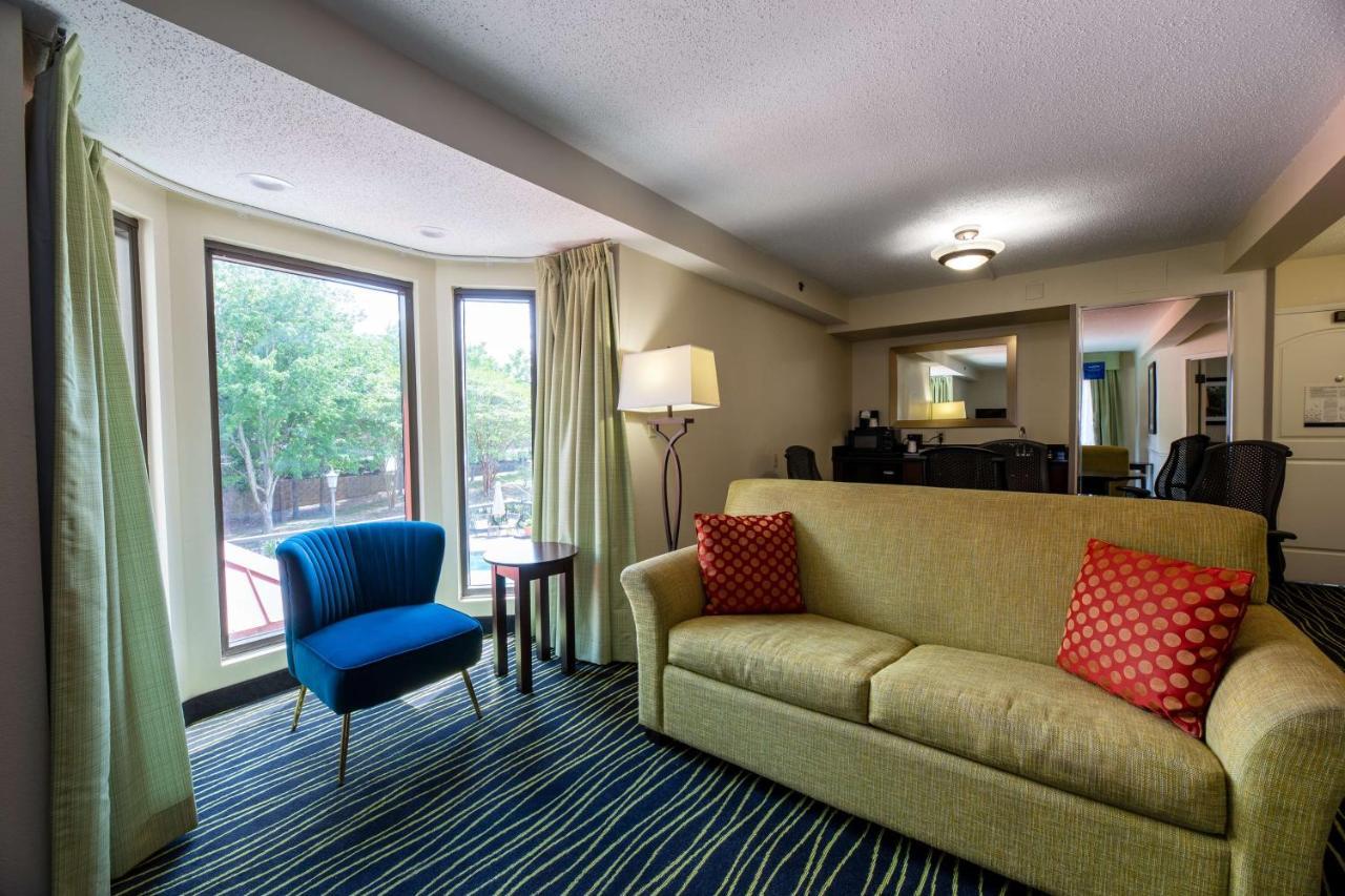 Hampton Inn Columbia I-26/Harbison Blvd Exteriör bild