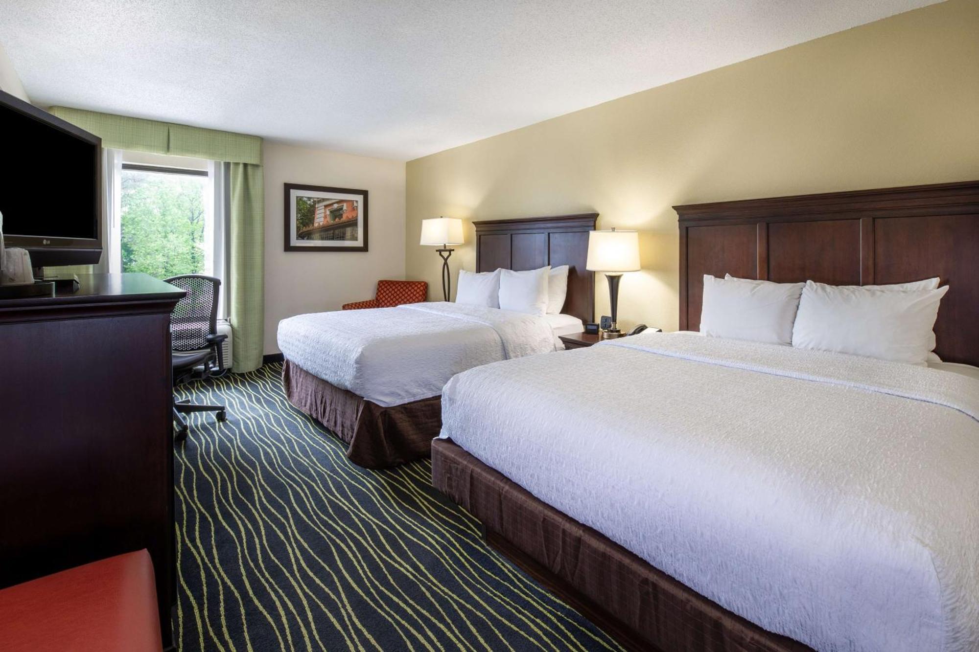 Hampton Inn Columbia I-26/Harbison Blvd Exteriör bild