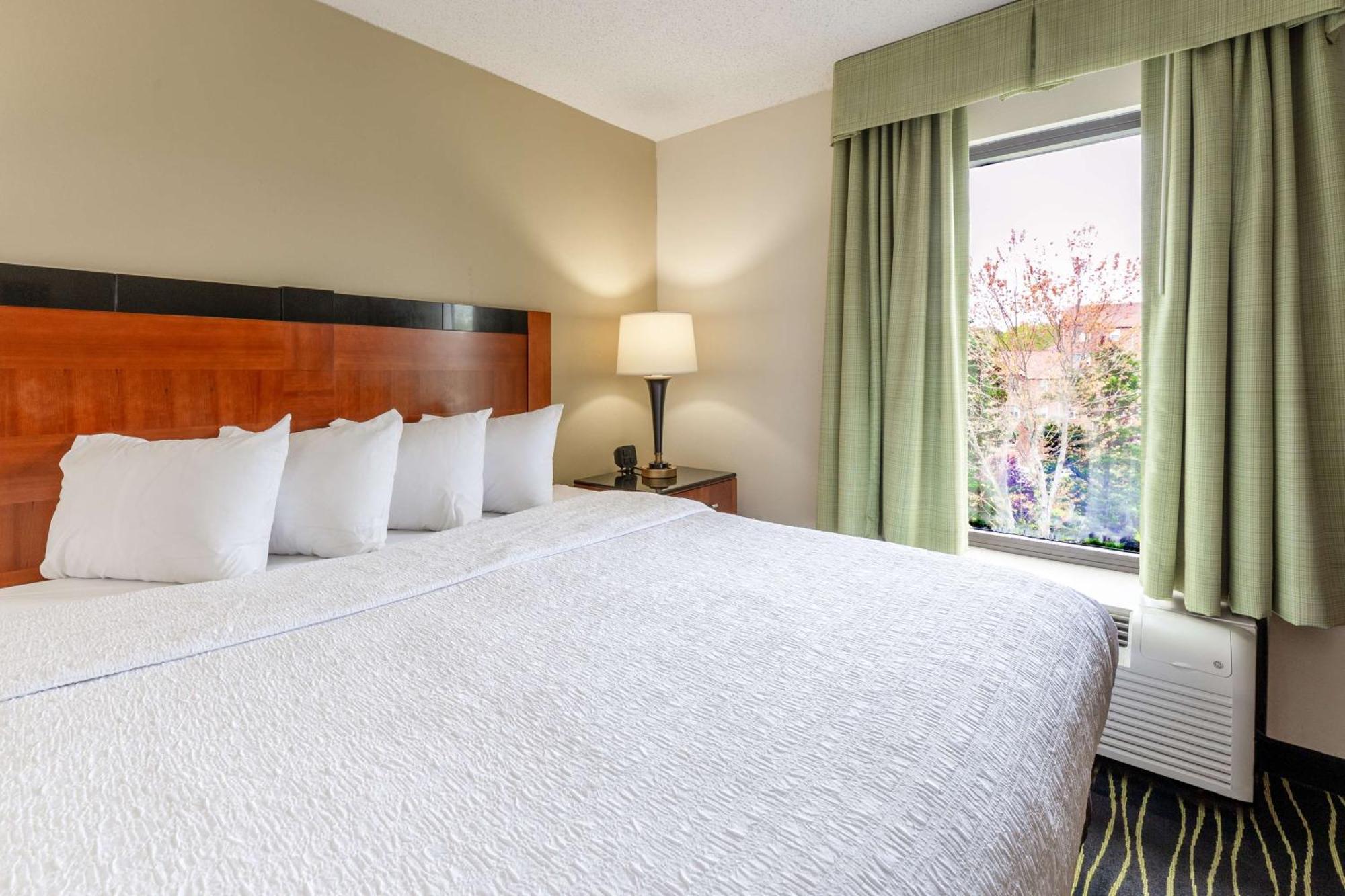 Hampton Inn Columbia I-26/Harbison Blvd Exteriör bild